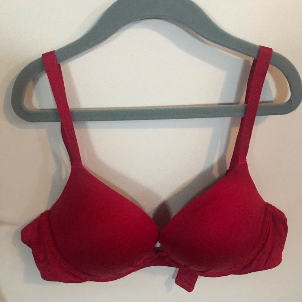Victoria Secret Fabulous Plunge 36B
